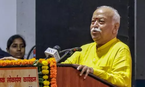 आरएसएस प्रमुख मोहन भागवत चार दिवसीय दौरे पर असम पहुंचे