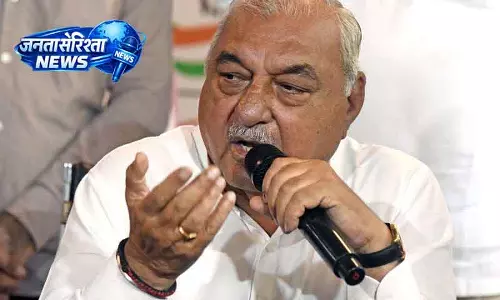 हुड्डा: बीजेपी सरकार Haryana के युवाओं को बेरोज़गार कर रही हुड्डा: बीजेपी सरकार Haryana के युवाओं को बेरोज़गार कर रही