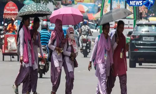 Delhi : NCR में लू के चलते तापमान 41°C, IMD ने दी चेतावनी Delhi : NCR में लू के चलते तापमान 41°C, IMD ने दी चेतावनी