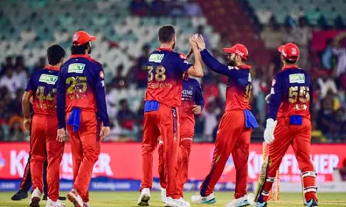 जीत के साथ अंक तालिका में शीर्ष पर पहुंची आरसीबी, हार के बावजूद आठवें स्थान पर बरकरार केकेआर जीत के साथ अंक तालिका में शीर्ष पर पहुंची आरसीबी, हार के बावजूद आठवें स्थान पर बरकरार केकेआर