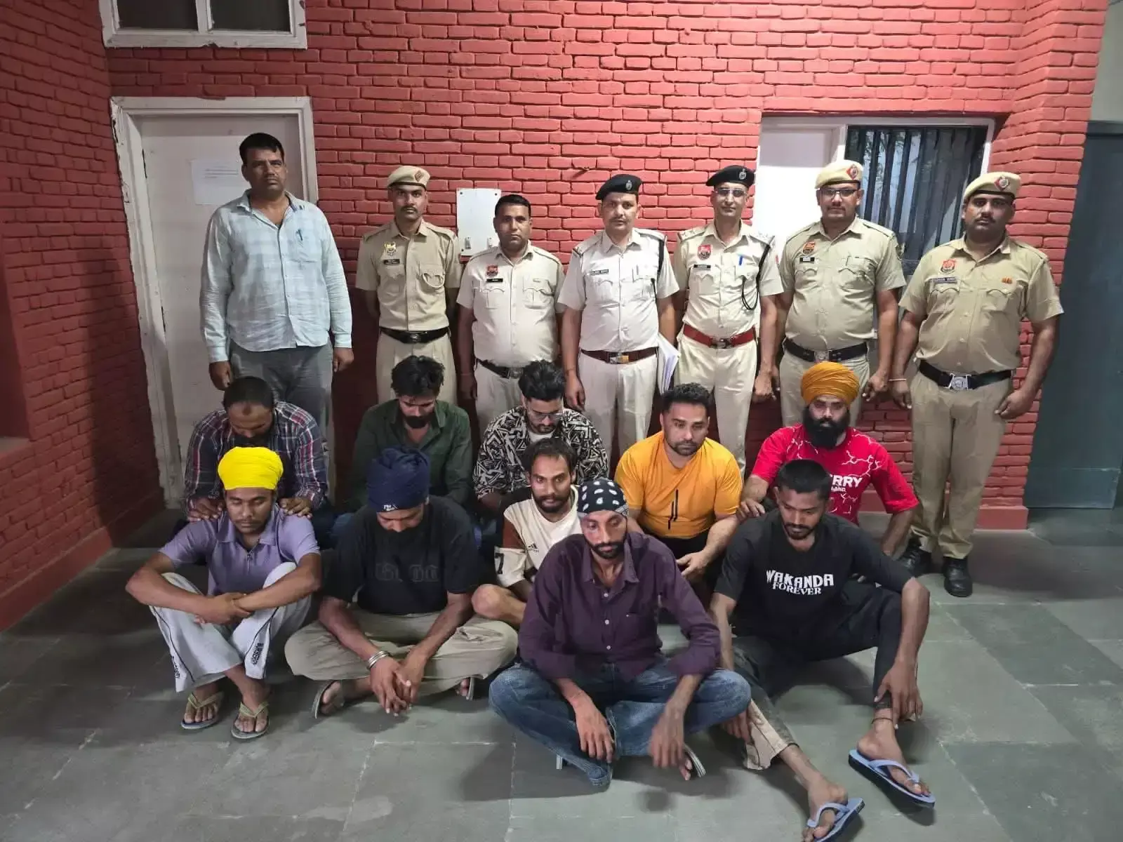 Jind: फायरिंग कर हमला करने वाले दस आरोपी काबू