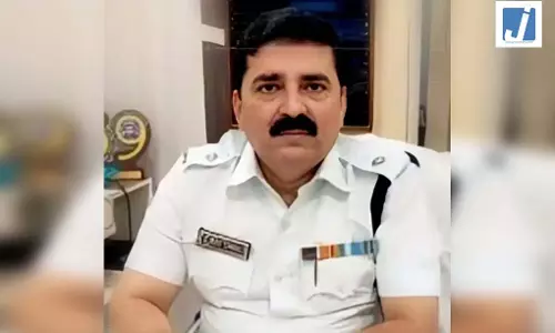 फरार पुलिस अफसर पर शिकंजा, पूर्व DCP गिरफ्तार फरार पुलिस अफसर पर शिकंजा, पूर्व DCP गिरफ्तार