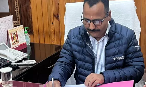 Nainital: ललित मोहन रयाल ने अनोखे अंदाज में किया जागरूक Nainital: ललित मोहन रयाल ने अनोखे अंदाज में किया जागरूक