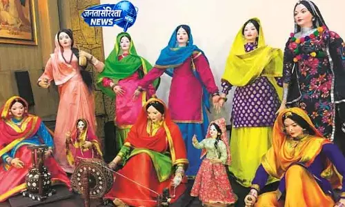 Amritsar विश्व गुड़िया दिवस से पहले ‘गुड्डियां पटोले’ को नया मंच मिला Amritsar विश्व गुड़िया दिवस से पहले ‘गुड्डियां पटोले’ को नया मंच मिला