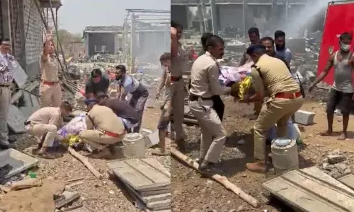 फैक्ट्री में जबरदस्त विस्फोट, 2 लोगों की मौत