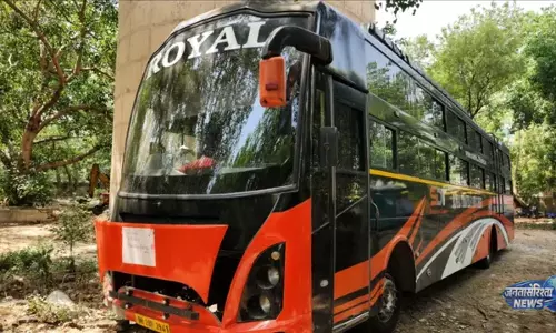 Delhi : बस गैंगरेप मामले में नया मोड़, पैसों के विवाद से जुड़ा दावा सामने आया Delhi : बस गैंगरेप मामले में नया मोड़, पैसों के विवाद से जुड़ा दावा सामने आया