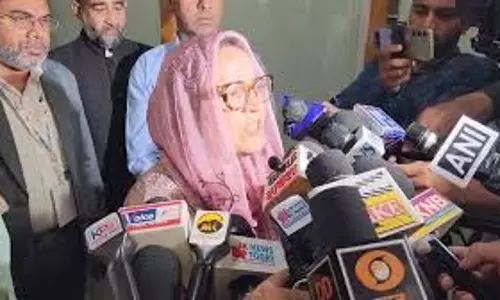 Srinagar: नीट पेपर लीक पर सकीना इटू की निष्पक्ष जांच की मांग Srinagar: नीट पेपर लीक पर सकीना इटू की निष्पक्ष जांच की मांग