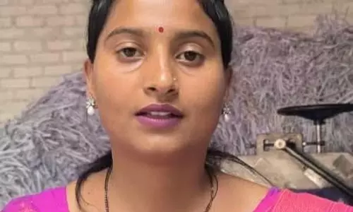 दिनदहाड़े घर में घुसकर महिला का गला रेता, हत्या से सनसनी दिनदहाड़े घर में घुसकर महिला का गला रेता, हत्या से सनसनी
