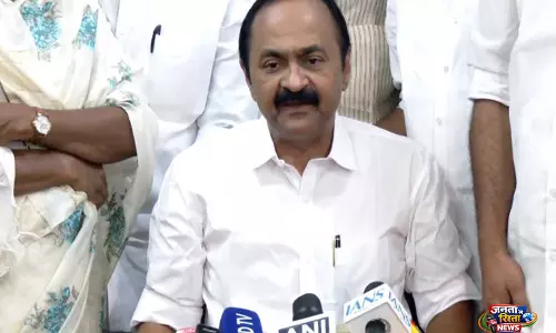 केरल के CM-नामित VD सतीशन ने शासन में टीम वर्क का आह्वान किया केरल के CM-नामित VD सतीशन ने शासन में टीम वर्क का आह्वान किया