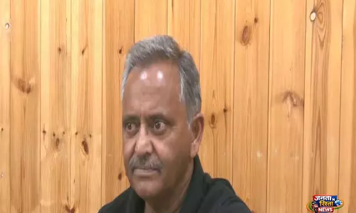 Naresh Chauhan ने केंद्र से आर्थिक तैयारियों पर जवाब मांगा Naresh Chauhan ने केंद्र से आर्थिक तैयारियों पर जवाब मांगा