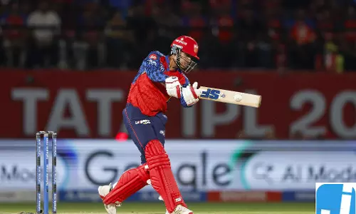IPL 2026: प्रभसिमरन सिंह की तूफानी फिफ्टी के बाद पंजाब को दोहरे झटके, 111/3 पर IPL 2026: प्रभसिमरन सिंह की तूफानी फिफ्टी के बाद पंजाब को दोहरे झटके, 111/3 पर