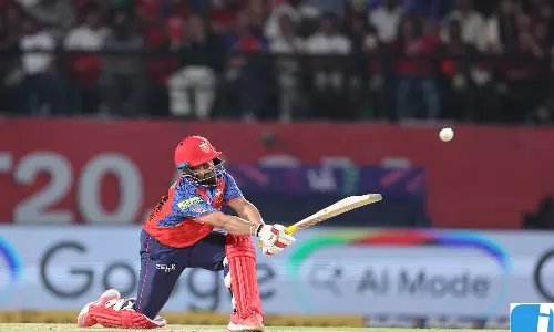 IPL 2026: पंजाब किंग्स को लगा चौथा झटका, राज बावा ने कॉनॉली को किया बोल्ड IPL 2026: पंजाब किंग्स को लगा चौथा झटका, राज बावा ने कॉनॉली को किया बोल्ड