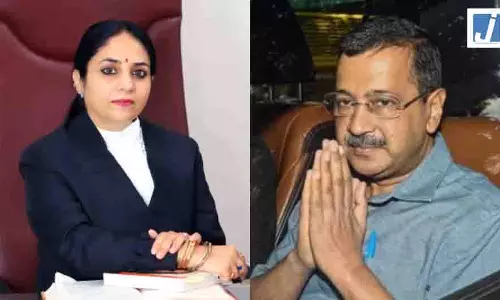 दिल्ली हाई कोर्ट से बड़ी खबर, अरविंद केजरीवाल के सामने बेहद अजीबोगरीब स्थिति पैदा हुई दिल्ली हाई कोर्ट से बड़ी खबर, अरविंद केजरीवाल के सामने बेहद अजीबोगरीब स्थिति पैदा हुई