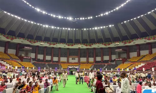 सुशासन तिहार: बलबीर सिंह जुनेजा इनडोर स्टेडियम में जन समस्या निवारण शिविर आयोजित सुशासन तिहार: बलबीर सिंह जुनेजा इनडोर स्टेडियम में जन समस्या निवारण शिविर आयोजित
