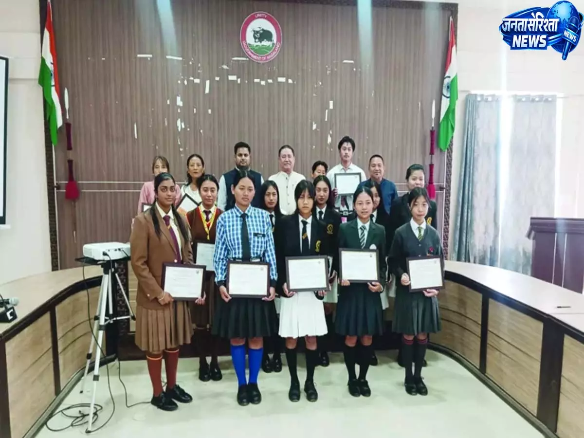 Nagaland: Mkg DPDB ने टॉपर्स व स्वच्छ वार्ड को किया सम्मानित Nagaland: Mkg DPDB ने टॉपर्स व स्वच्छ वार्ड को किया सम्मानित
