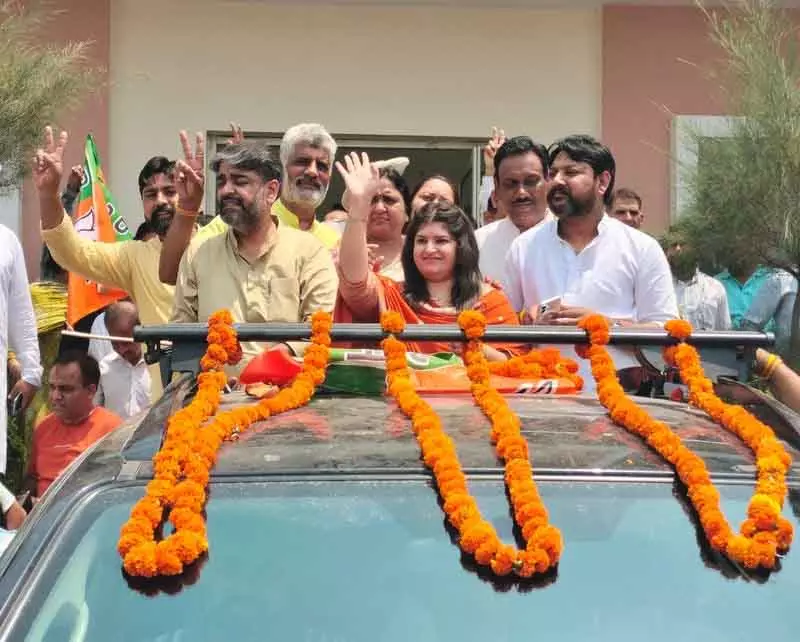 नगर निकाय चुनाव: Ambala में भाजपा ने भारी जीत दर्ज की, कांग्रेस तीन सीटों पर सिमटी नगर निकाय चुनाव: Ambala में भाजपा ने भारी जीत दर्ज की, कांग्रेस तीन सीटों पर सिमटी
