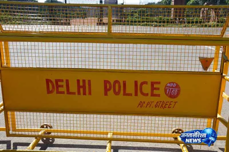 Delhi पुलिस में फेरबदल: 9 स्पेशल सीपी अधिकारियों को नई भूमिकाएं सौंपी गईं Delhi पुलिस में फेरबदल: 9 स्पेशल सीपी अधिकारियों को नई भूमिकाएं सौंपी गईं
