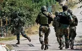 Jammu: किश्तवाड़ में सेना की ऑपरेशनल तैयारियों की समीक्षा Jammu: किश्तवाड़ में सेना की ऑपरेशनल तैयारियों की समीक्षा