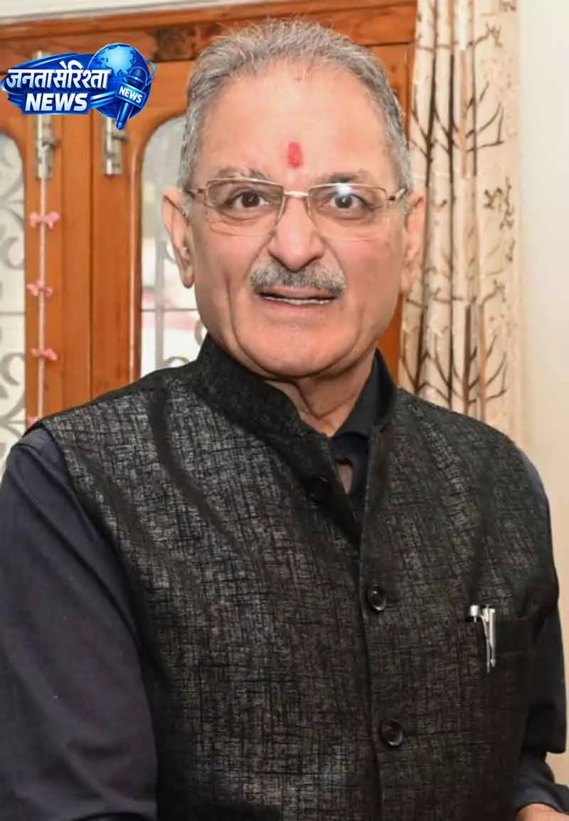 Shimla HP में फ्यूल बचत, गवर्नर ने छोटा काफिला शुरू किया Shimla HP में फ्यूल बचत, गवर्नर ने छोटा काफिला शुरू किया
