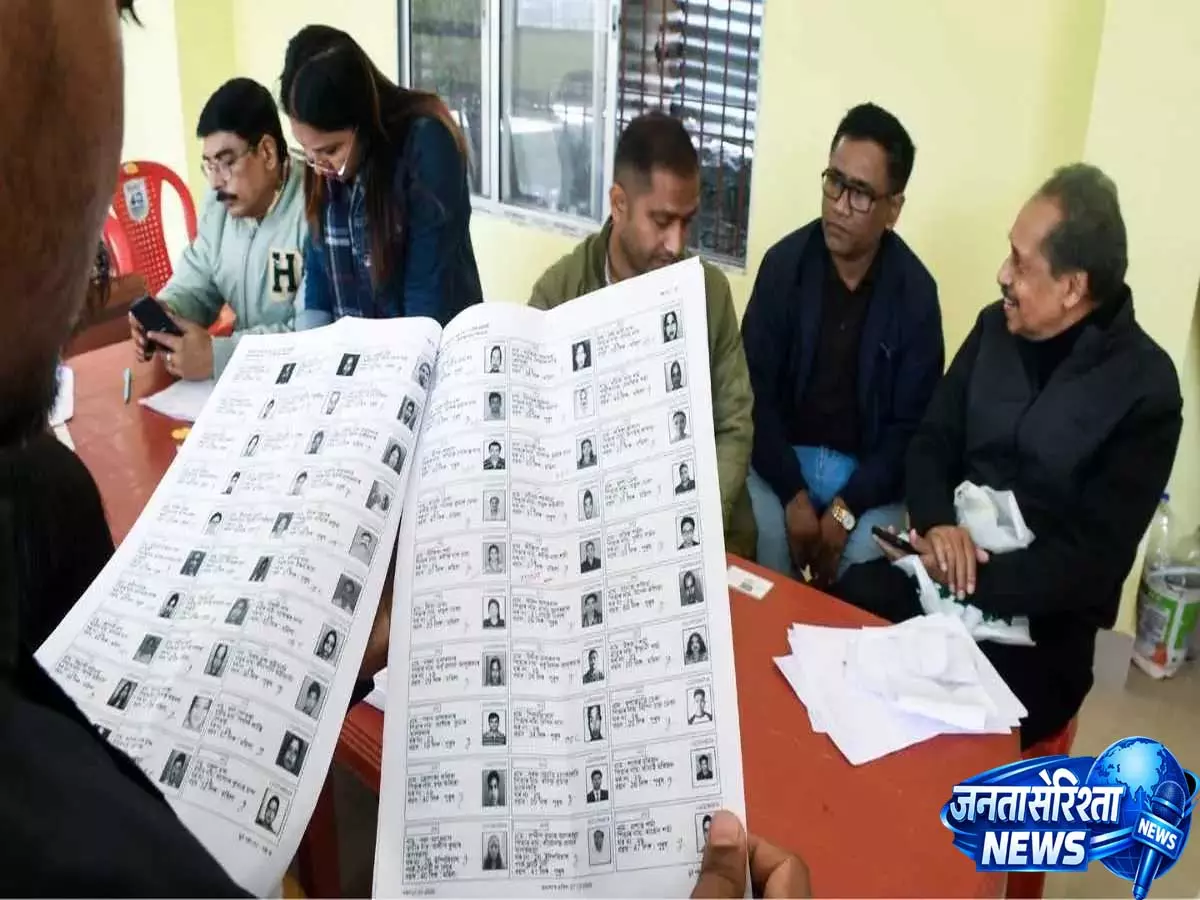 EC ने 16 राज्यों में मेगा वोटर लिस्ट रिवीजन की घोषणा, SIR फेज 3 में 36 करोड़+ वोटर शामिल EC ने 16 राज्यों में मेगा वोटर लिस्ट रिवीजन की घोषणा, SIR फेज 3 में 36 करोड़+ वोटर शामिल