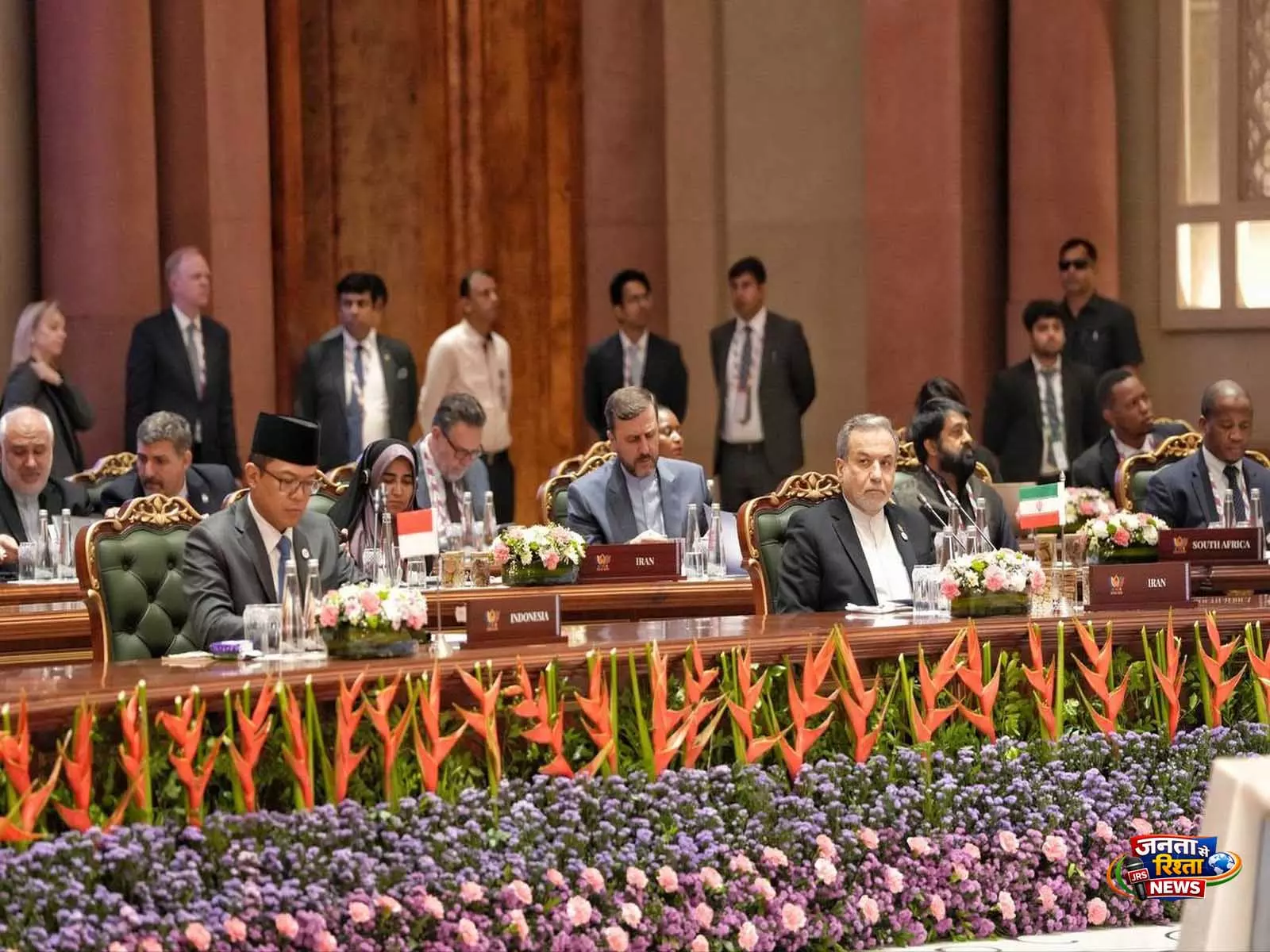 ईरान ने BRICS से US-इज़राइल कार्रवाई की निंदा की मांग की ईरान ने BRICS से US-इज़राइल कार्रवाई की निंदा की मांग की