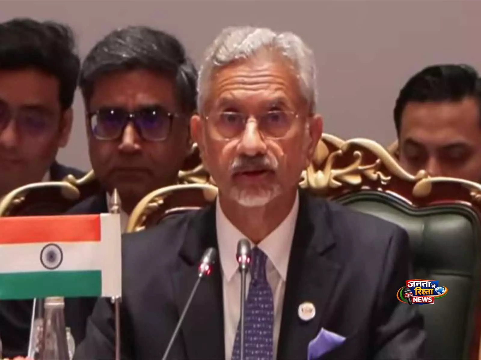 EAM ने BRICS के इंस्टीट्यूशनल डेवलपमेंट के लिए बातचीत आगे बढ़ाई EAM ने BRICS के इंस्टीट्यूशनल डेवलपमेंट के लिए बातचीत आगे बढ़ाई