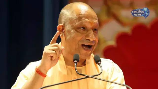 UP सरकार का बड़ा फैसला: काफिले में 50% कटौती, ईंधन बचत अभियान तेज UP सरकार का बड़ा फैसला: काफिले में 50% कटौती, ईंधन बचत अभियान तेज