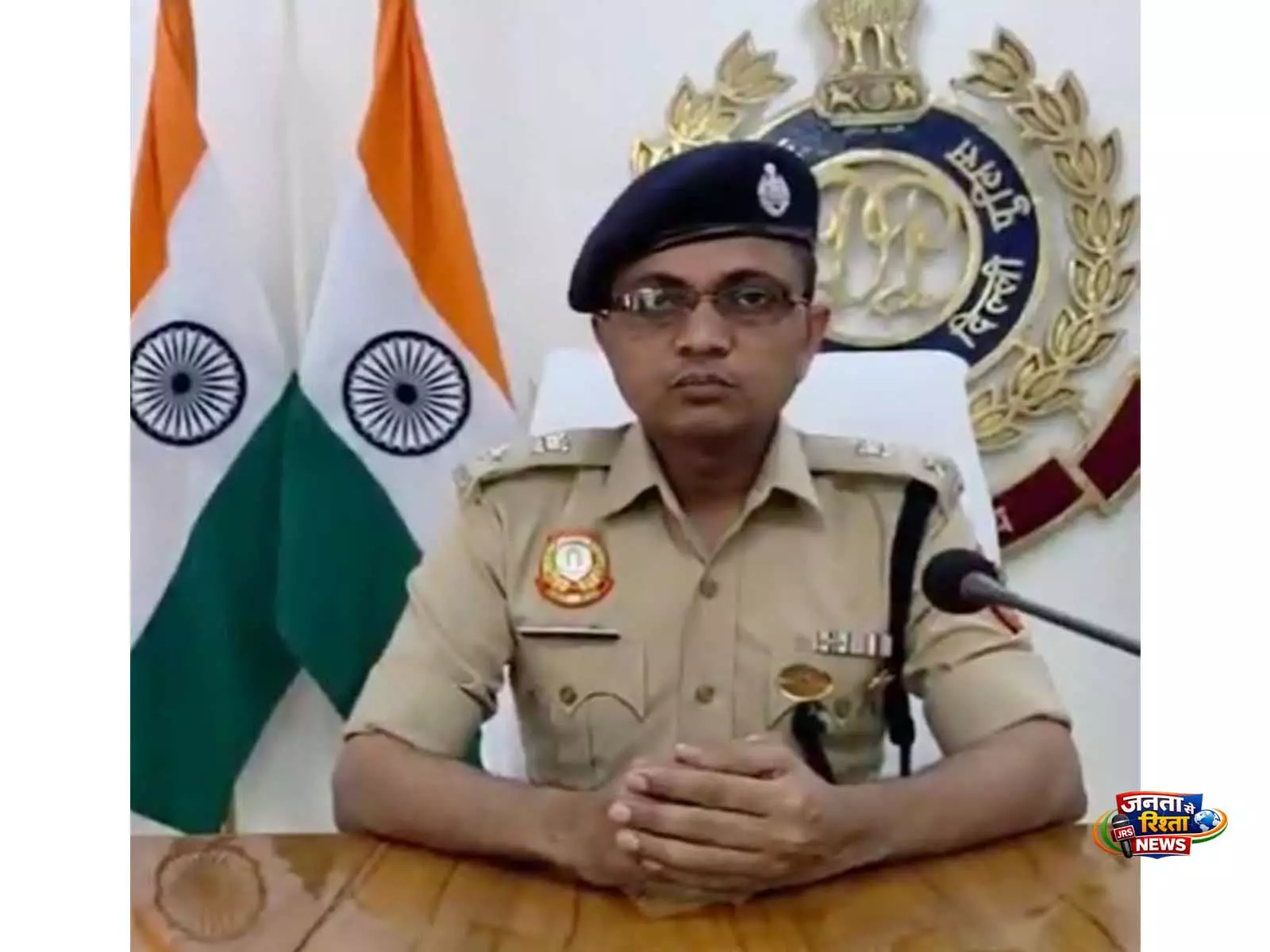 बस के अंदर महिला से गैंगरेप के आरोपी ड्राइवर और कंडक्टर गिरफ्तार: Delhi Police बस के अंदर महिला से गैंगरेप के आरोपी ड्राइवर और कंडक्टर गिरफ्तार: Delhi Police