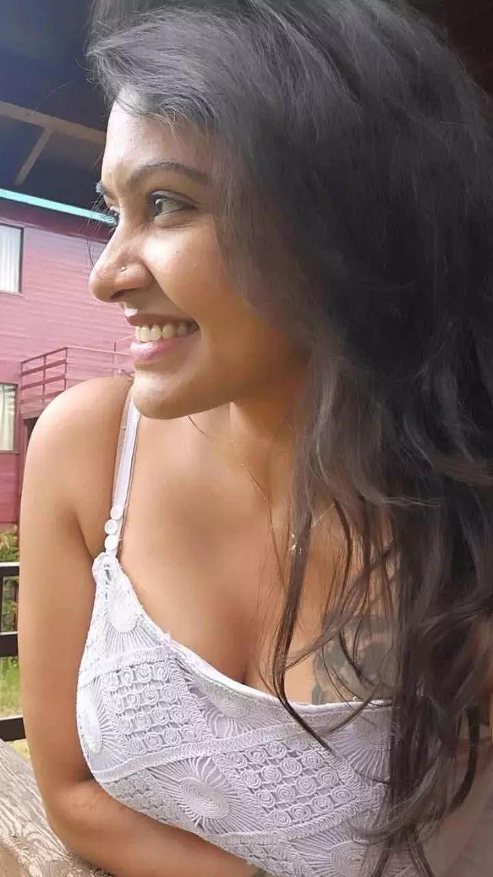 रचिता का कातिलाना अंदाज