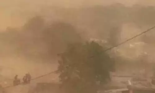 111 लोगों की मौत, आंधी-तूफान ने मचाई भारी तबाही 111 लोगों की मौत, आंधी-तूफान ने मचाई भारी तबाही
