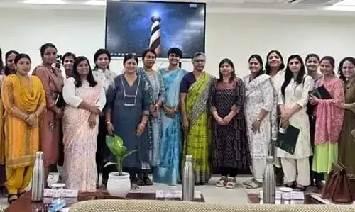 Hisar: महिलाओं की सक्रिय सहभागिता को प्रो. बिश्नोई ने बताया आवश्यक