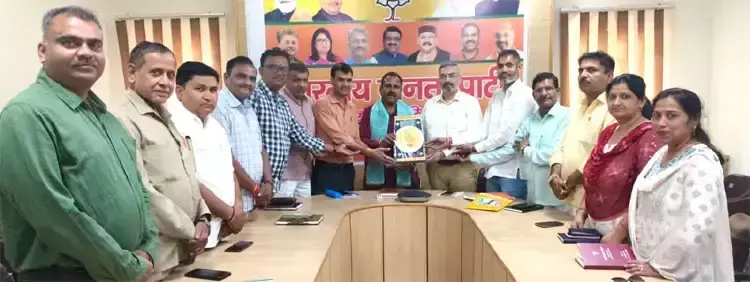 Haridwar: भाजपा कार्यकर्ताओं को बूथ मजबूत करने के निर्देश Haridwar: भाजपा कार्यकर्ताओं को बूथ मजबूत करने के निर्देश