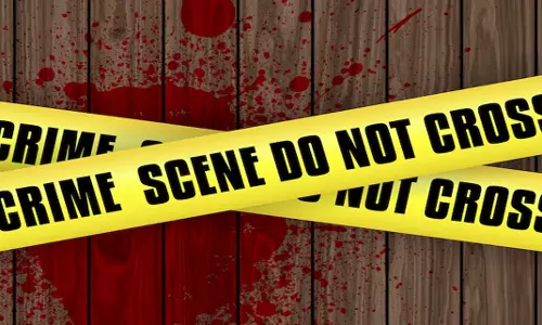 पत्नी की हत्या के बाद एक और वारदात को अंजाम देने दौड़ा शख्स, शक का मामला पत्नी की हत्या के बाद एक और वारदात को अंजाम देने दौड़ा शख्स, शक का मामला
