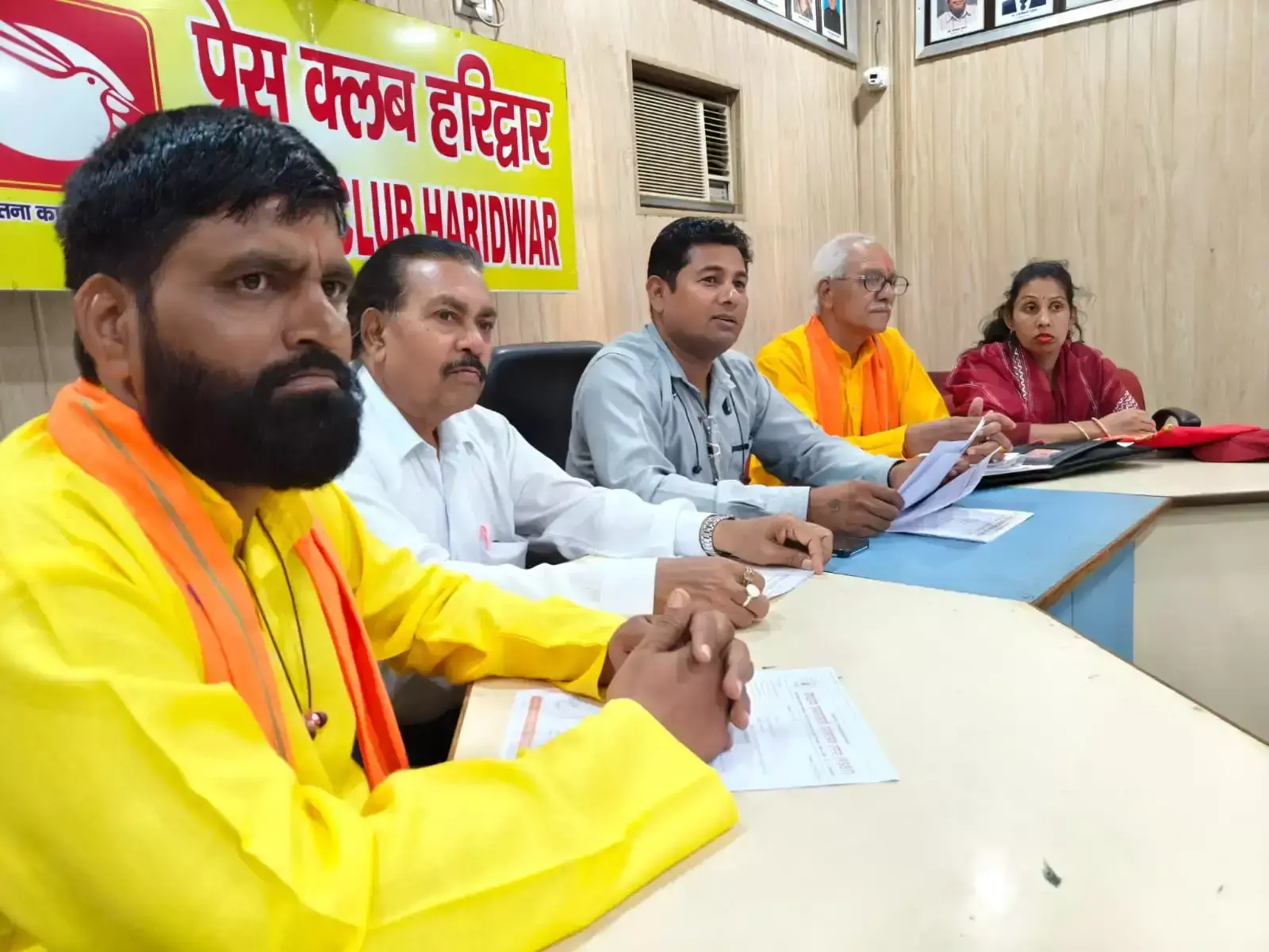 Haridwar: सनातनी संगठन ने प्रतिमा स्थापना को लेकर ज्ञापन सौंपा Haridwar: सनातनी संगठन ने प्रतिमा स्थापना को लेकर ज्ञापन सौंपा