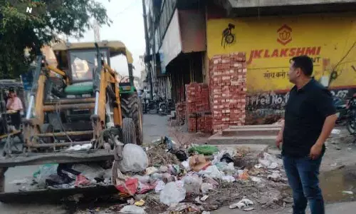 Karnal: सफाई कर्मचारियों की 14 दिन की हड़ताल खत्म, काम फिर शुरू Karnal: सफाई कर्मचारियों की 14 दिन की हड़ताल खत्म, काम फिर शुरू