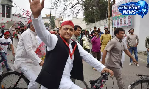 UP : फ्यूल कीमतों में बढ़ोतरी पर अखिलेश यादव का तंज, साइकिल पोस्ट से साधा निशाना UP : फ्यूल कीमतों में बढ़ोतरी पर अखिलेश यादव का तंज, साइकिल पोस्ट से साधा निशाना