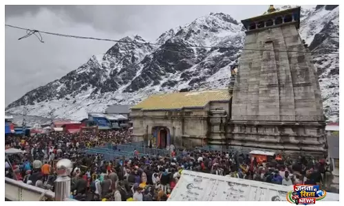 Kedarnath Dham में रिकॉर्ड भीड़, 5.2 लाख से अधिक श्रद्धालु पहुंचे Kedarnath Dham में रिकॉर्ड भीड़, 5.2 लाख से अधिक श्रद्धालु पहुंचे