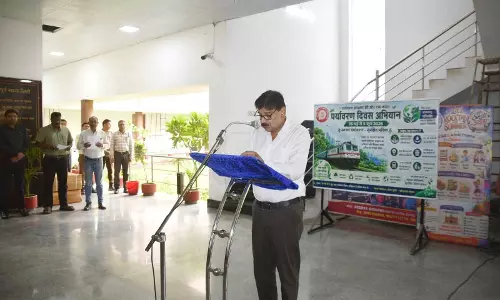 रायपुर रेल मंडल में आज से पर्यावरण दिवस अभियान की शुरुआत रायपुर रेल मंडल में आज से पर्यावरण दिवस अभियान की शुरुआत