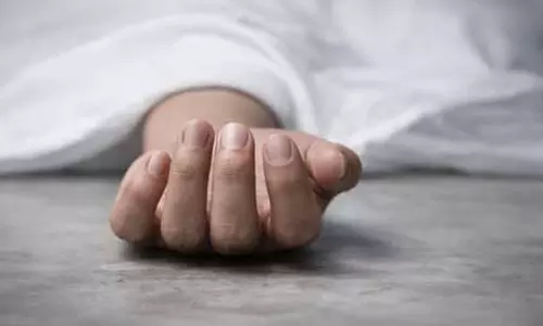जिला अस्पताल में युवक की संदिग्ध मौत, हार्ट अटैक की आशंका जिला अस्पताल में युवक की संदिग्ध मौत, हार्ट अटैक की आशंका