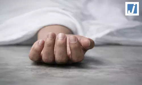 20 साल की युवती की संदिग्ध मौत, बताया गया नीट परीक्षा रद्द और लगातार पढ़ाई का दबाव था