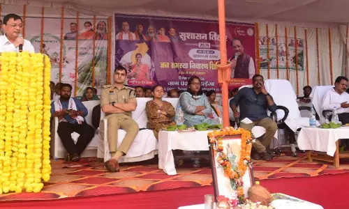 जिले के प्रभारी मंत्री लखनलाल देवांगन सहित सांसद-विधायक शामिल हुए सुशासन तिहार में जिले के प्रभारी मंत्री लखनलाल देवांगन सहित सांसद-विधायक शामिल हुए सुशासन तिहार में