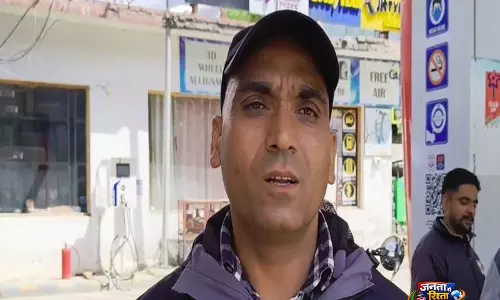 घर का खर्च चलाना मुश्किल: Shimla के निवासियों ने ईंधन की कीमतों में बढ़ोतरी पर जताई चिंता घर का खर्च चलाना मुश्किल: Shimla के निवासियों ने ईंधन की कीमतों में बढ़ोतरी पर जताई चिंता