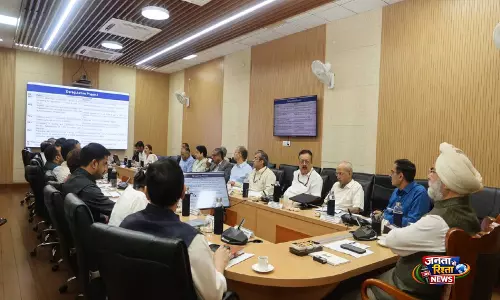 दिल्ली में ‘Permitted Until Prohibited’ मॉडल पर जोर, LG संधू ने बताए कारोबार सुधार दिल्ली में ‘Permitted Until Prohibited’ मॉडल पर जोर, LG संधू ने बताए कारोबार सुधार