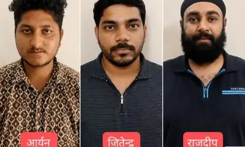 डिजिटल अरेस्ट गैंग का पर्दाफाश, साइबर फ्रॉड के तीन आरोपी गिरफ्तार डिजिटल अरेस्ट गैंग का पर्दाफाश, साइबर फ्रॉड के तीन आरोपी गिरफ्तार