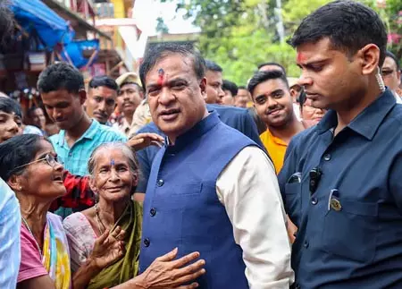 असम के मुख्यमंत्री ने बिजली परियोजनाओं की समीक्षा की, मजबूत ऊर्जा बुनियादी ढांचे पर जोर दिया असम के मुख्यमंत्री ने बिजली परियोजनाओं की समीक्षा की, मजबूत ऊर्जा बुनियादी ढांचे पर जोर दिया