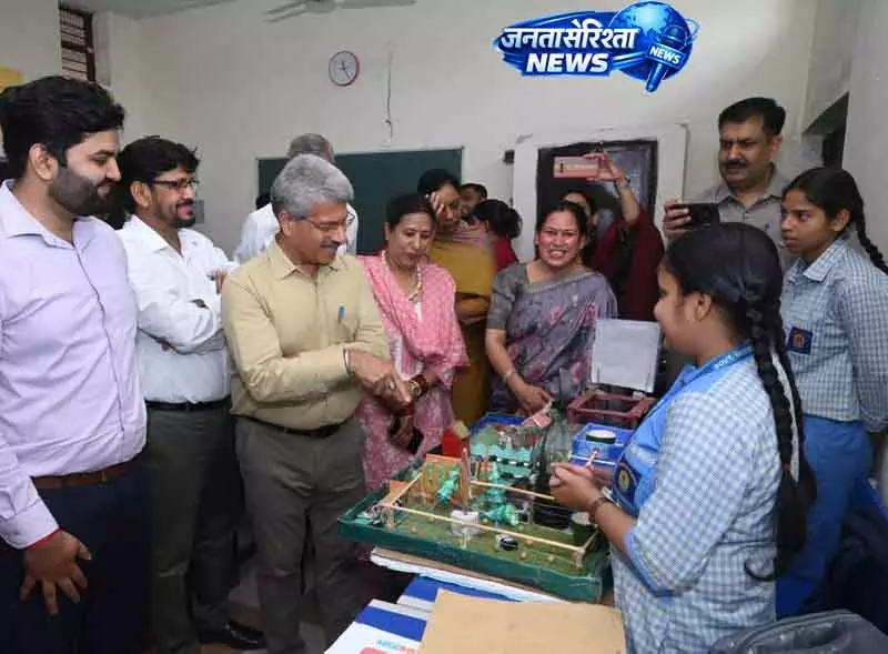 Ambala: सरकारी स्कूलों में नामांकन में गिरावट Ambala: सरकारी स्कूलों में नामांकन में गिरावट