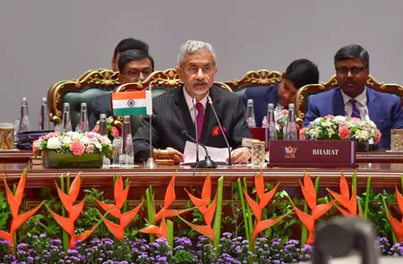 ब्रिक्स समिट में विदेश मंत्री जयशंकर ने रिफॉर्म पर दिया जोर ब्रिक्स समिट में विदेश मंत्री जयशंकर ने रिफॉर्म पर दिया जोर