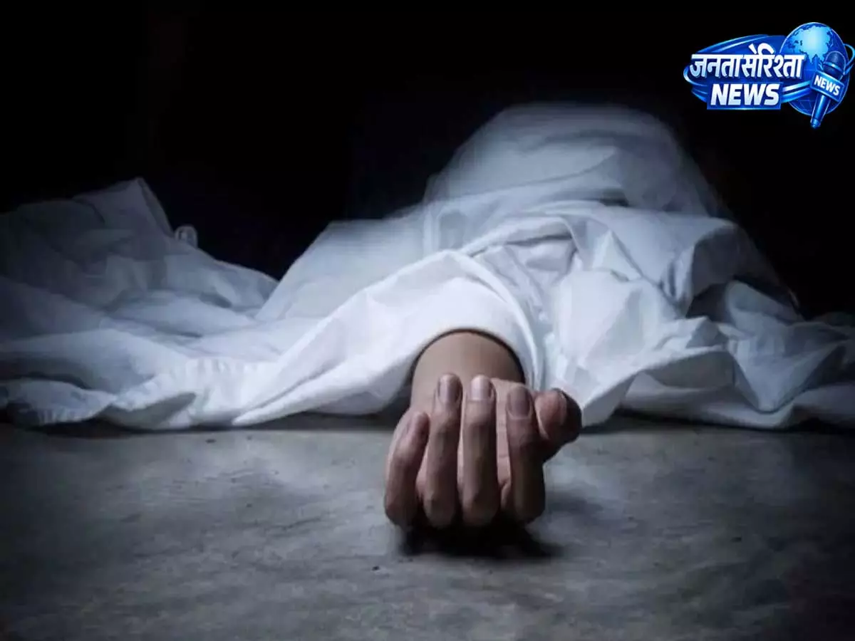 Gorakhpur: 23 साल के बी.टेक स्टूडेंट ने खुदकुशी की, दिल दहला देने वाला सुसाइड नोट मिला Gorakhpur: 23 साल के बी.टेक स्टूडेंट ने खुदकुशी की, दिल दहला देने वाला सुसाइड नोट मिला