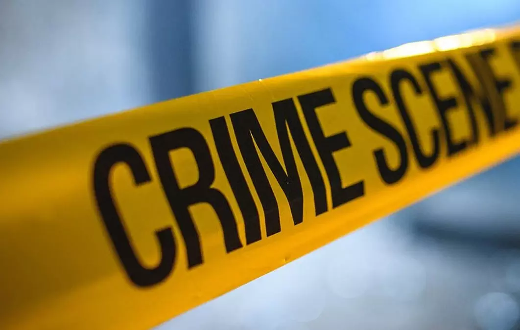 खूनी हाथ से लिखवाई झूठी रिपोर्ट, पत्नी का पति ने ही किया था मर्डर खूनी हाथ से लिखवाई झूठी रिपोर्ट, पत्नी का पति ने ही किया था मर्डर