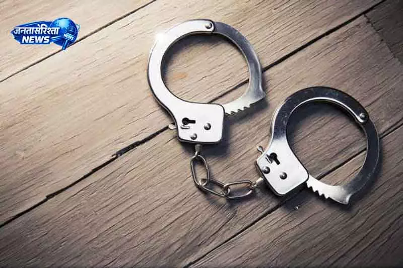 Jalandhar IED ब्लास्ट: दिल्ली में टैक्सी ड्राइवर गिरफ्तार, पाक कनेक्शन तलब Jalandhar IED ब्लास्ट: दिल्ली में टैक्सी ड्राइवर गिरफ्तार, पाक कनेक्शन तलब